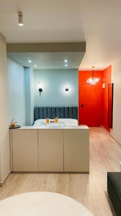 Beautiful Studio Two Steps To The Beach ตอร์เรเวียคา ภายนอก รูปภาพ