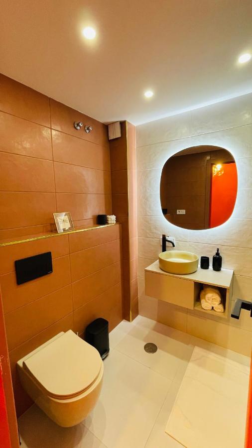 Beautiful Studio Two Steps To The Beach ตอร์เรเวียคา ภายนอก รูปภาพ
